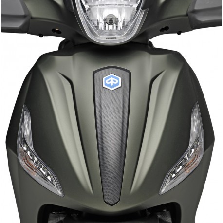 COPRISTERZO CRAVATTA SCUDO ANTERIORE BEVERLY 300/350 - CARBON LOOK