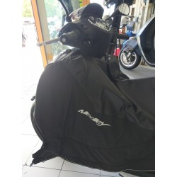 TELO COPRIGAMBE ORIGINALE PIAGGIO MEDLEY 125 4T ie ABS E3, E4 2016-2019